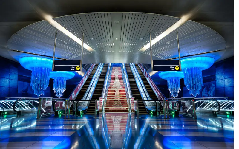 BurJuman Exit and In