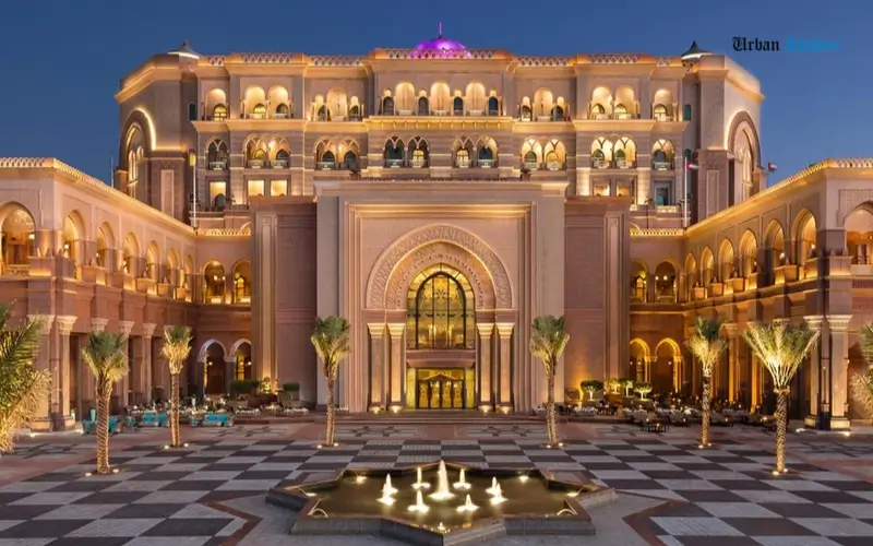 Shopping and Markets in Hor Al Anz Dubai